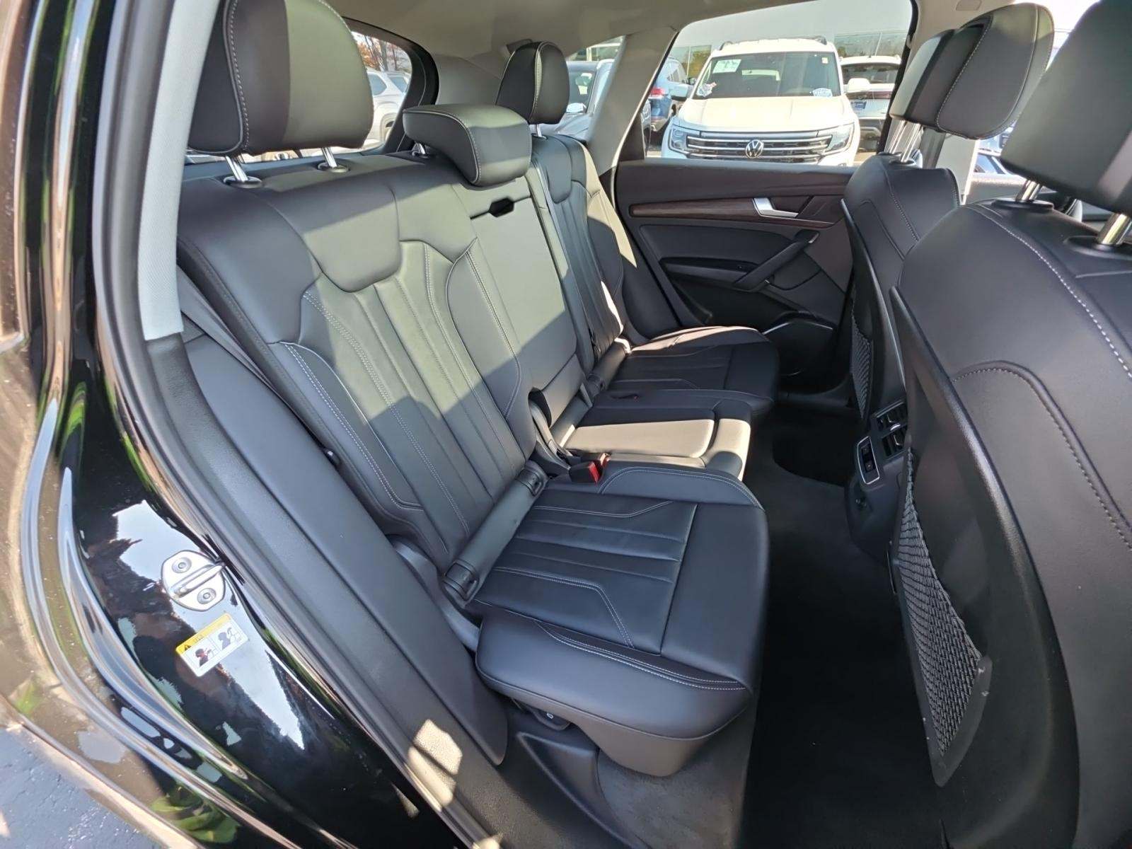 2025 Audi Q5 e Plug-In Hybrid S line Premium AWD