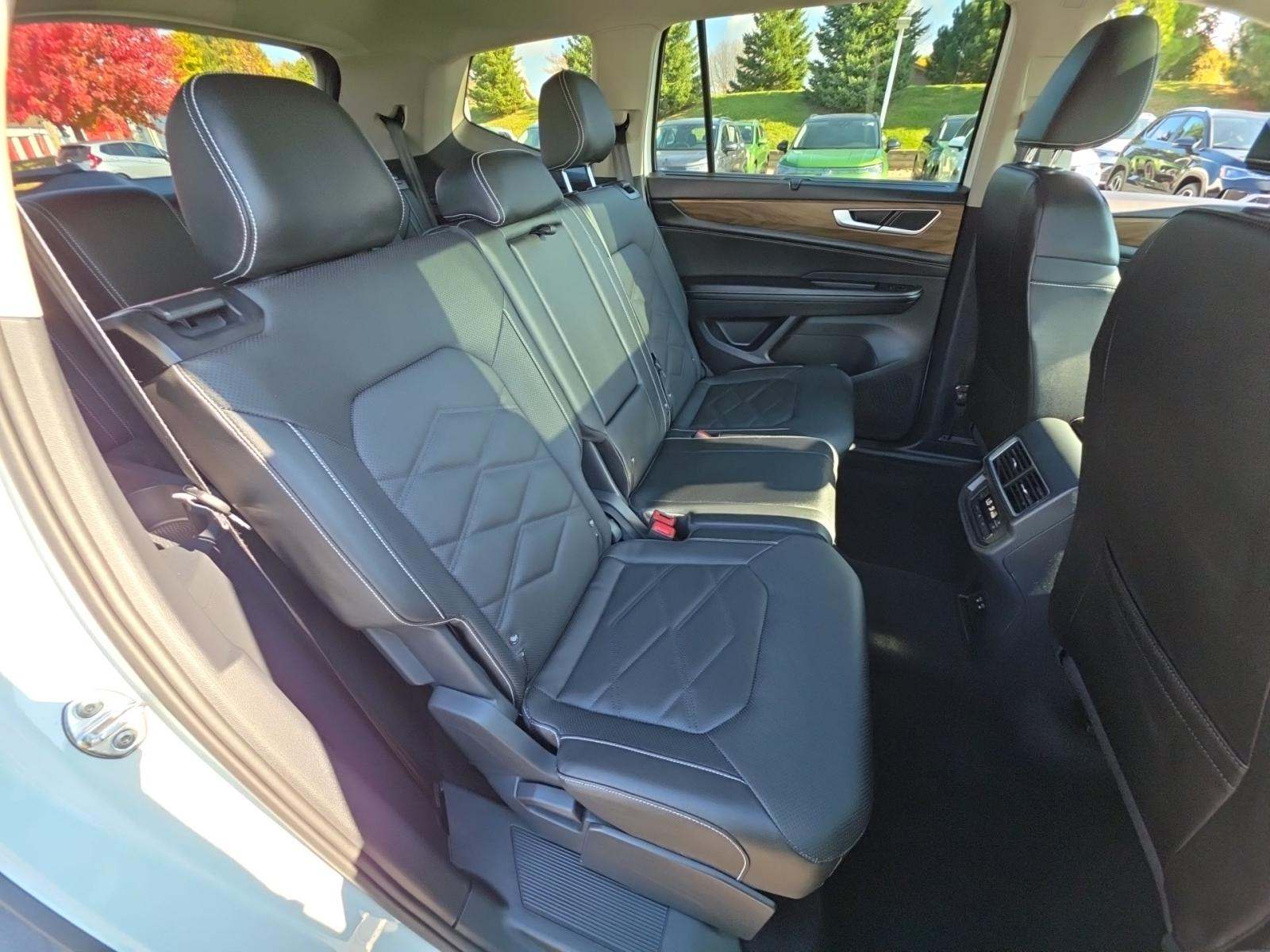 2025 Volkswagen Atlas 2.0T SE FWD