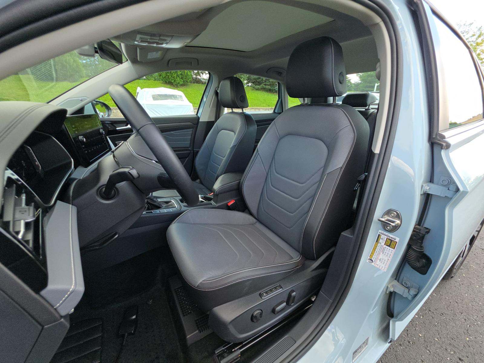 2025 Volkswagen Jetta 1.5T SEL FWD