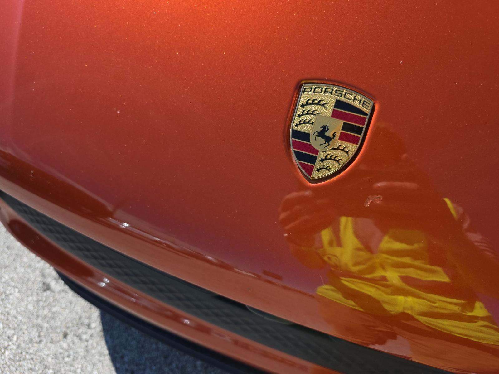 2023 Porsche Macan Base AWD