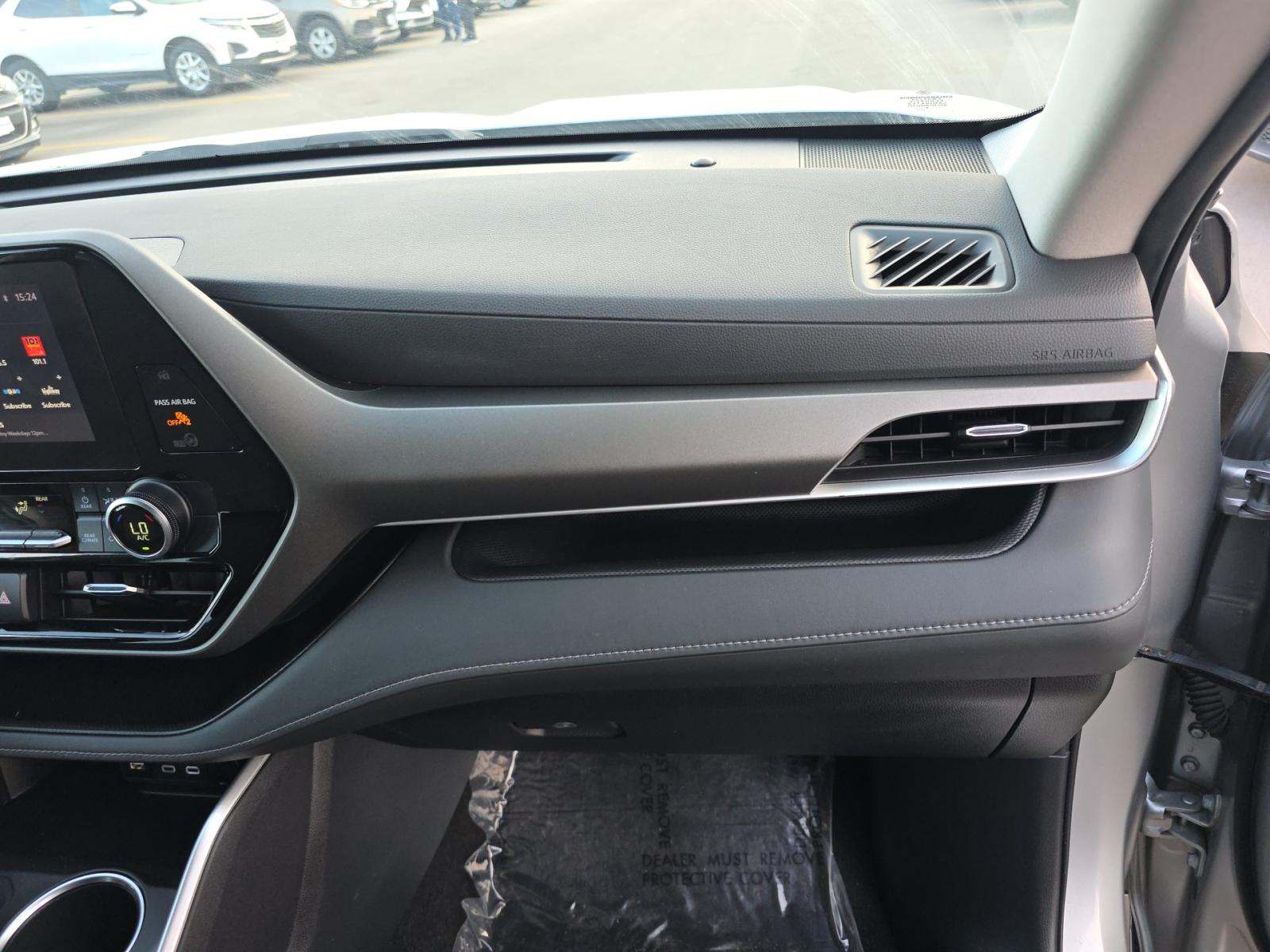 2024 Toyota Highlander LE FWD