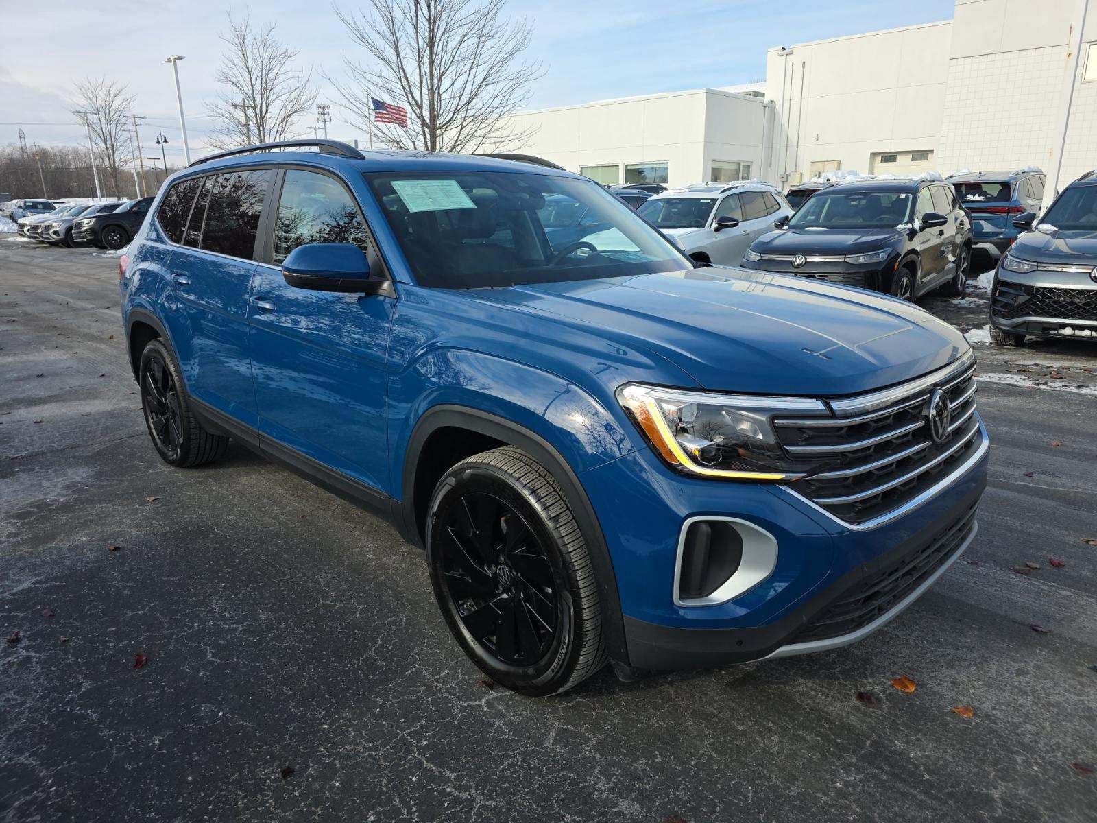 2025 Volkswagen Atlas 2.0T SE AWD