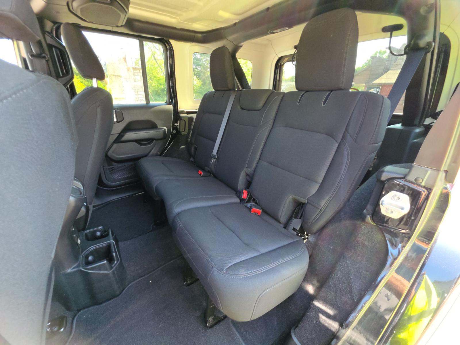 2020 Jeep Wrangler Unlimited Sahara AWD