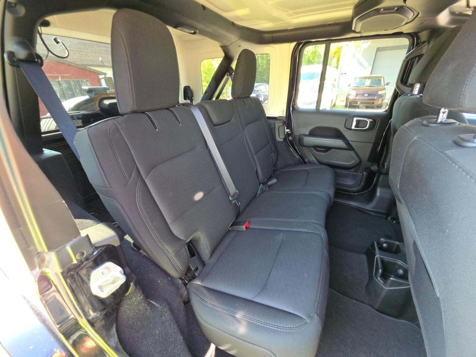 2020 Jeep Wrangler Unlimited Sahara AWD