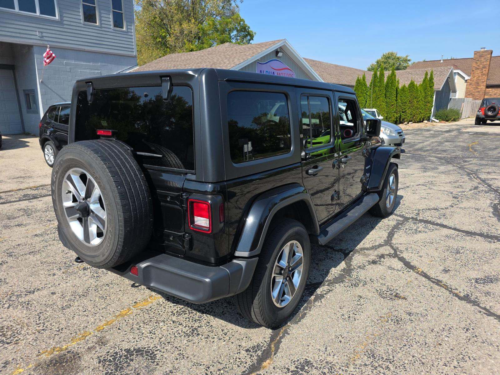 2020 Jeep Wrangler Unlimited Sahara AWD