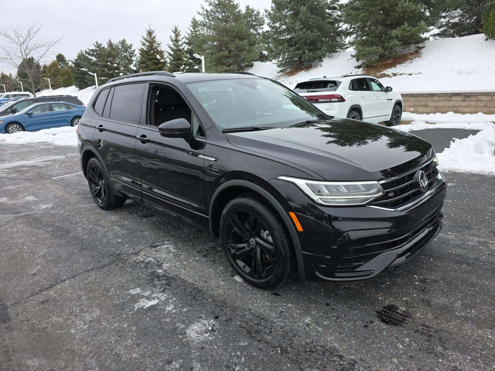2024 Volkswagen Tiguan 2.0T SE R-Line Black FWD
