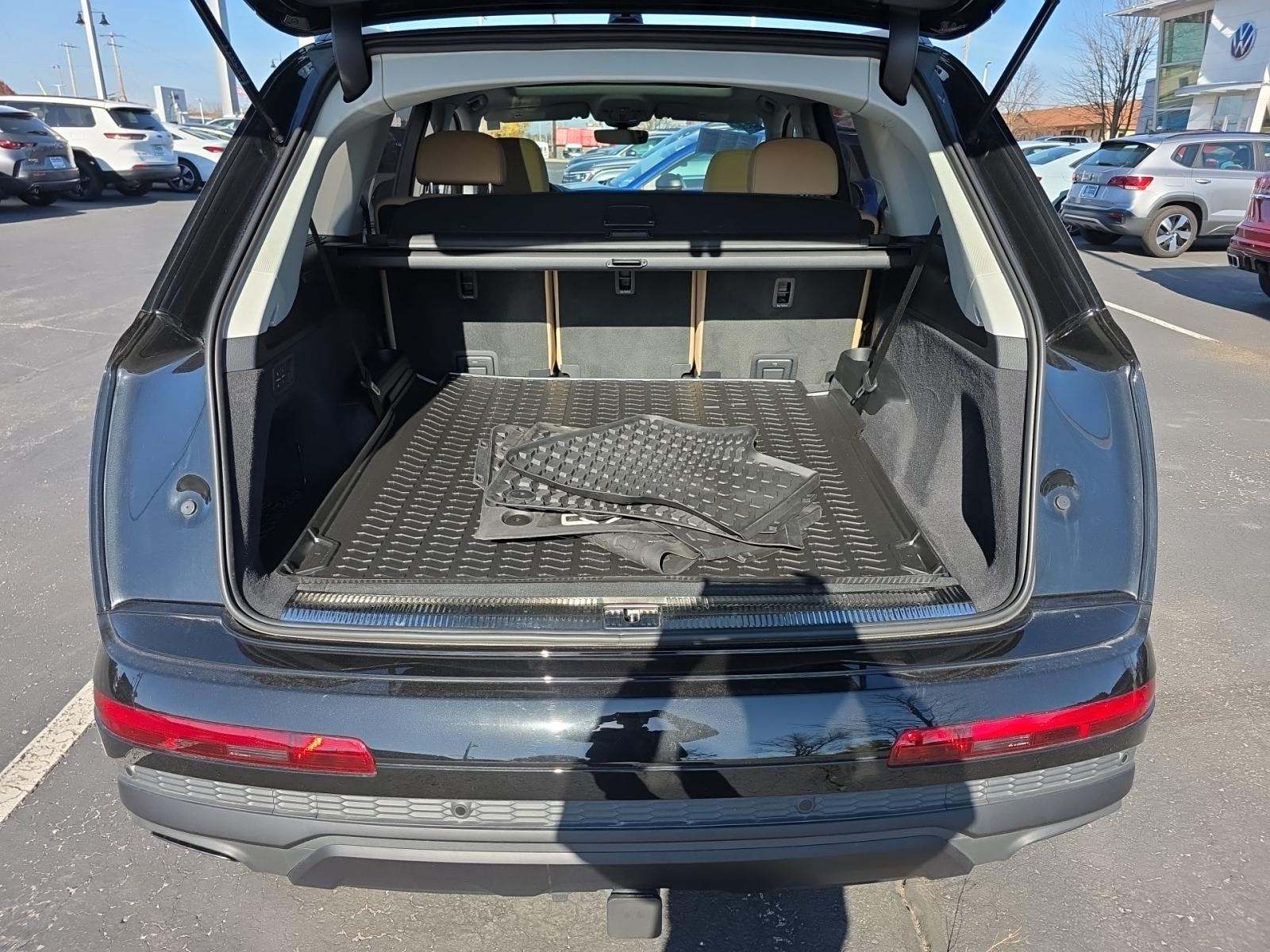 2025 Audi Q7 Premium Plus AWD