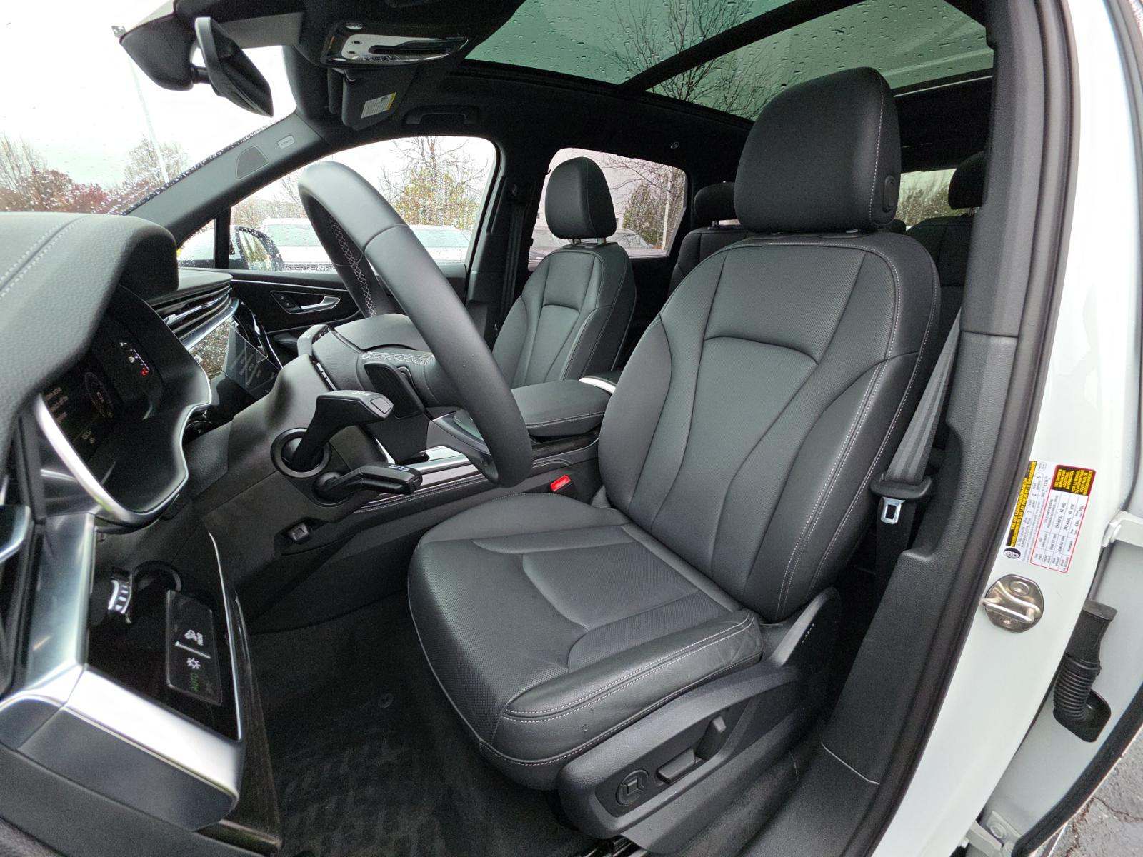 2025 Audi Q7 Premium Plus AWD