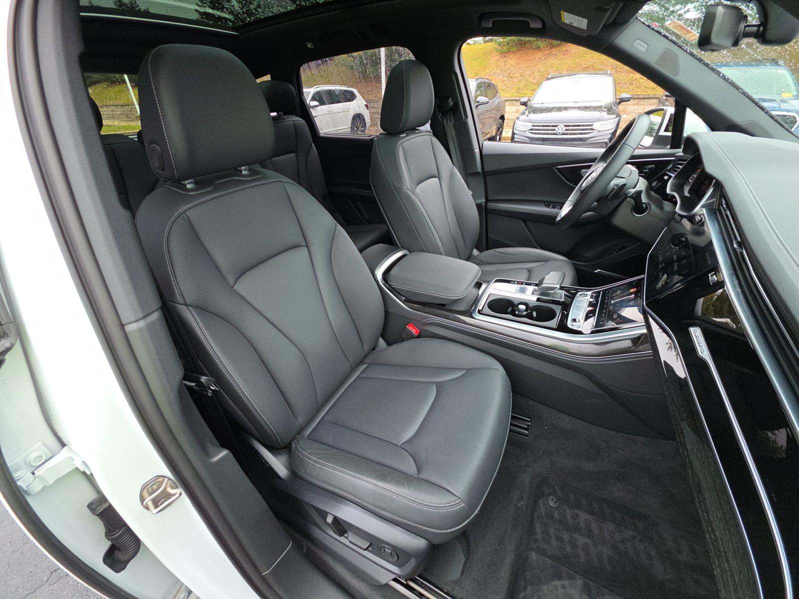 2025 Audi Q7 Premium Plus AWD