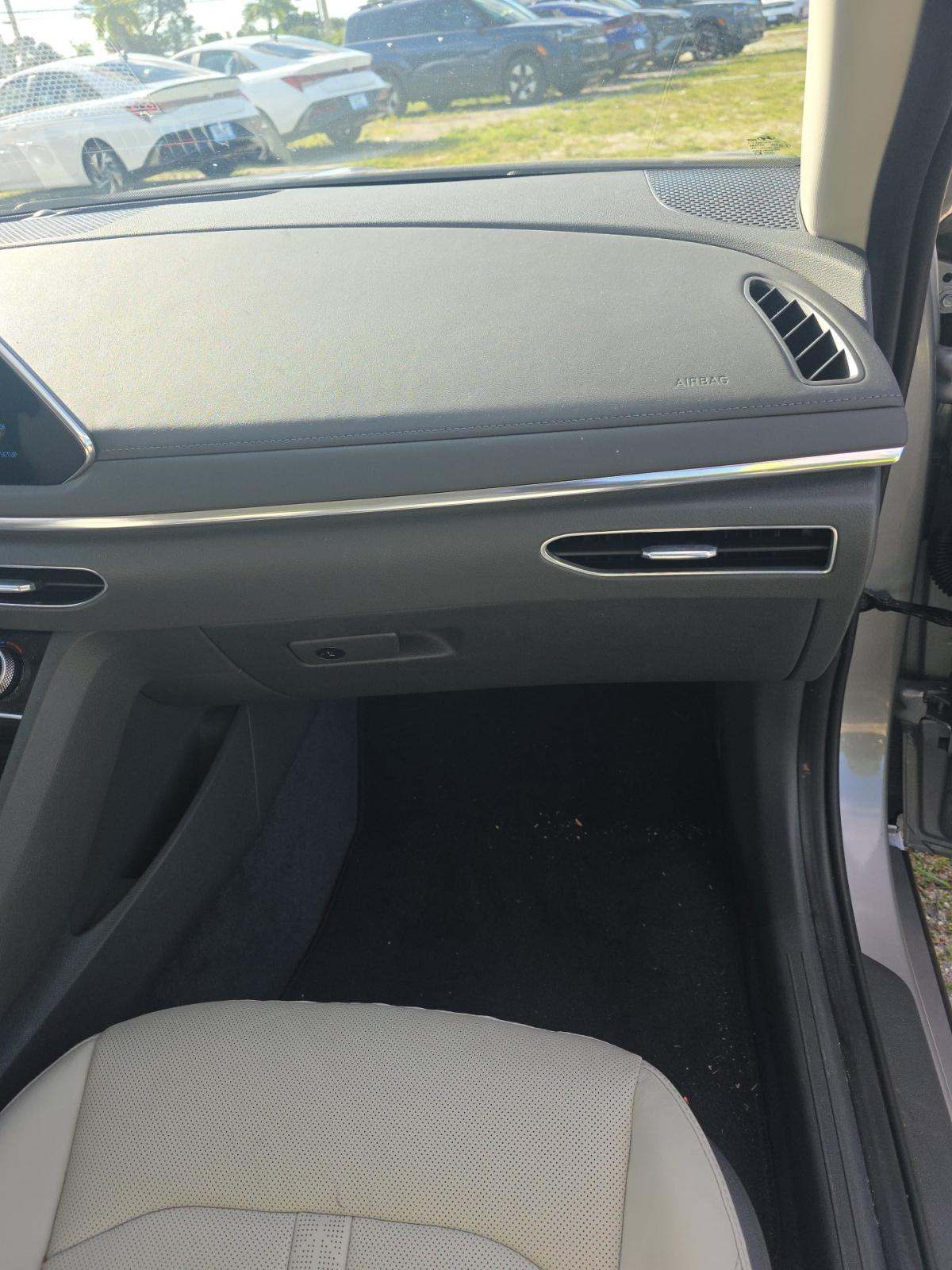 2023 Hyundai Sonata Limited FWD