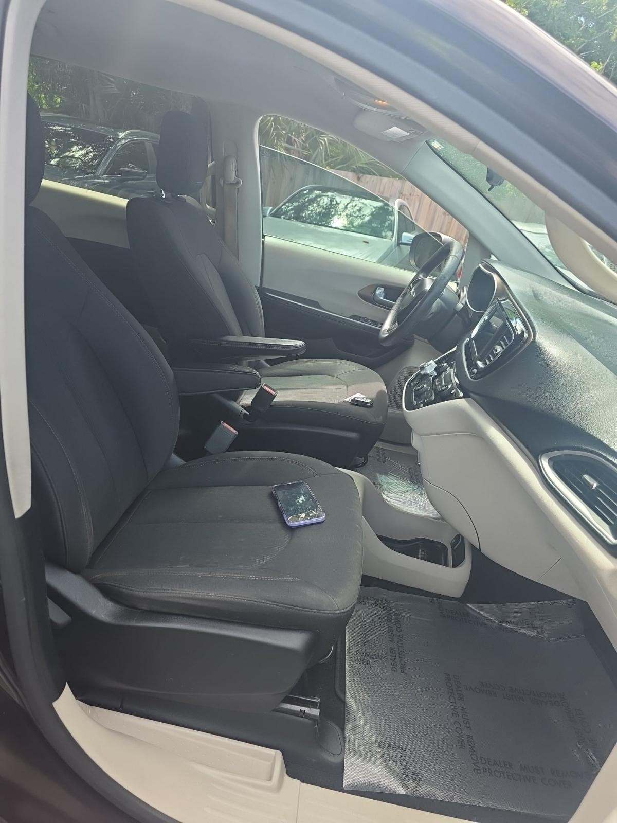 2018 Chrysler Pacifica L FWD