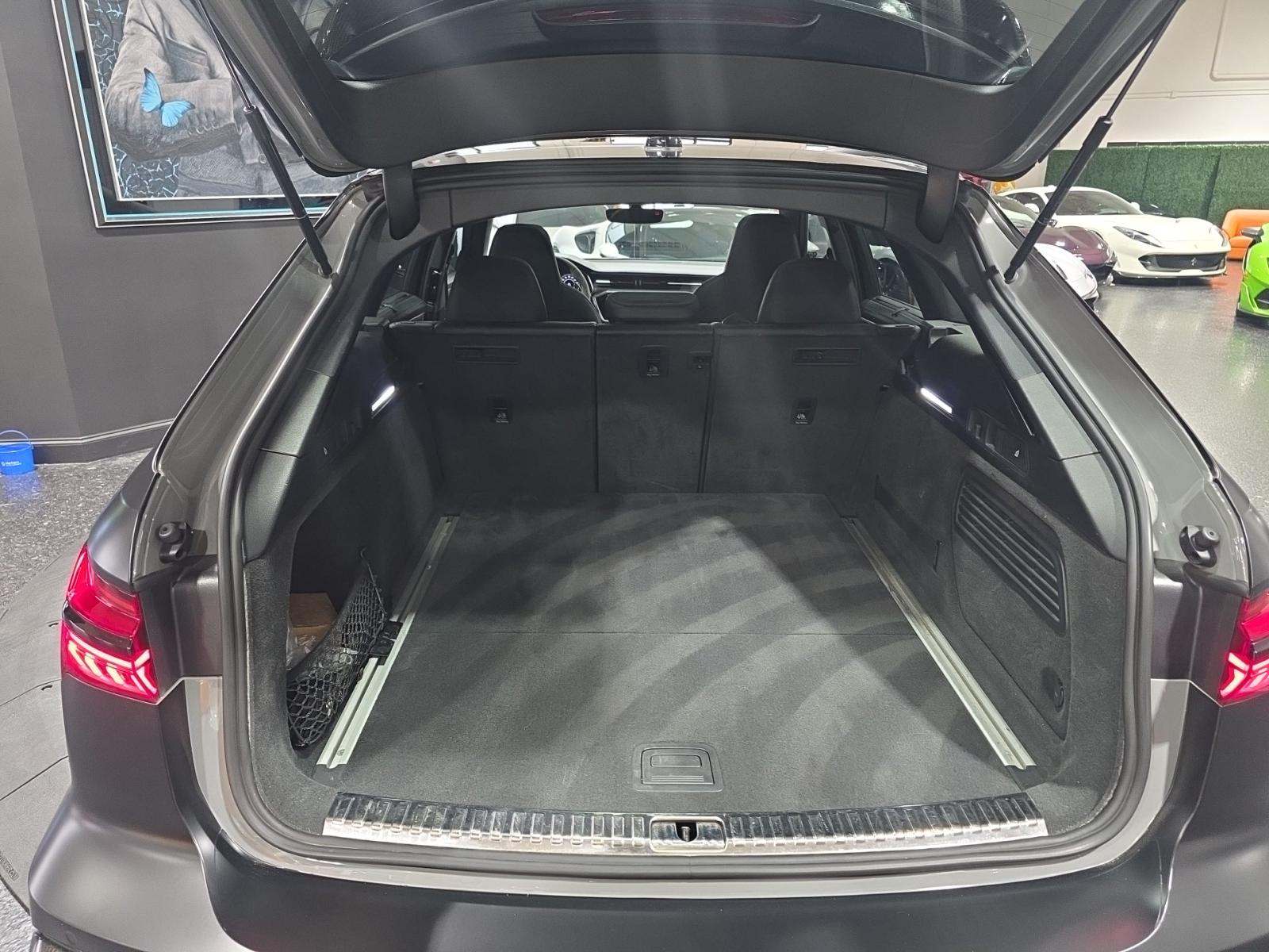 2022 Audi RS 6 Base AWD