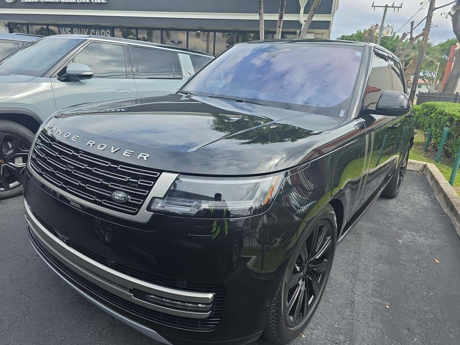 2023 Land Rover Range Rover SE AWD