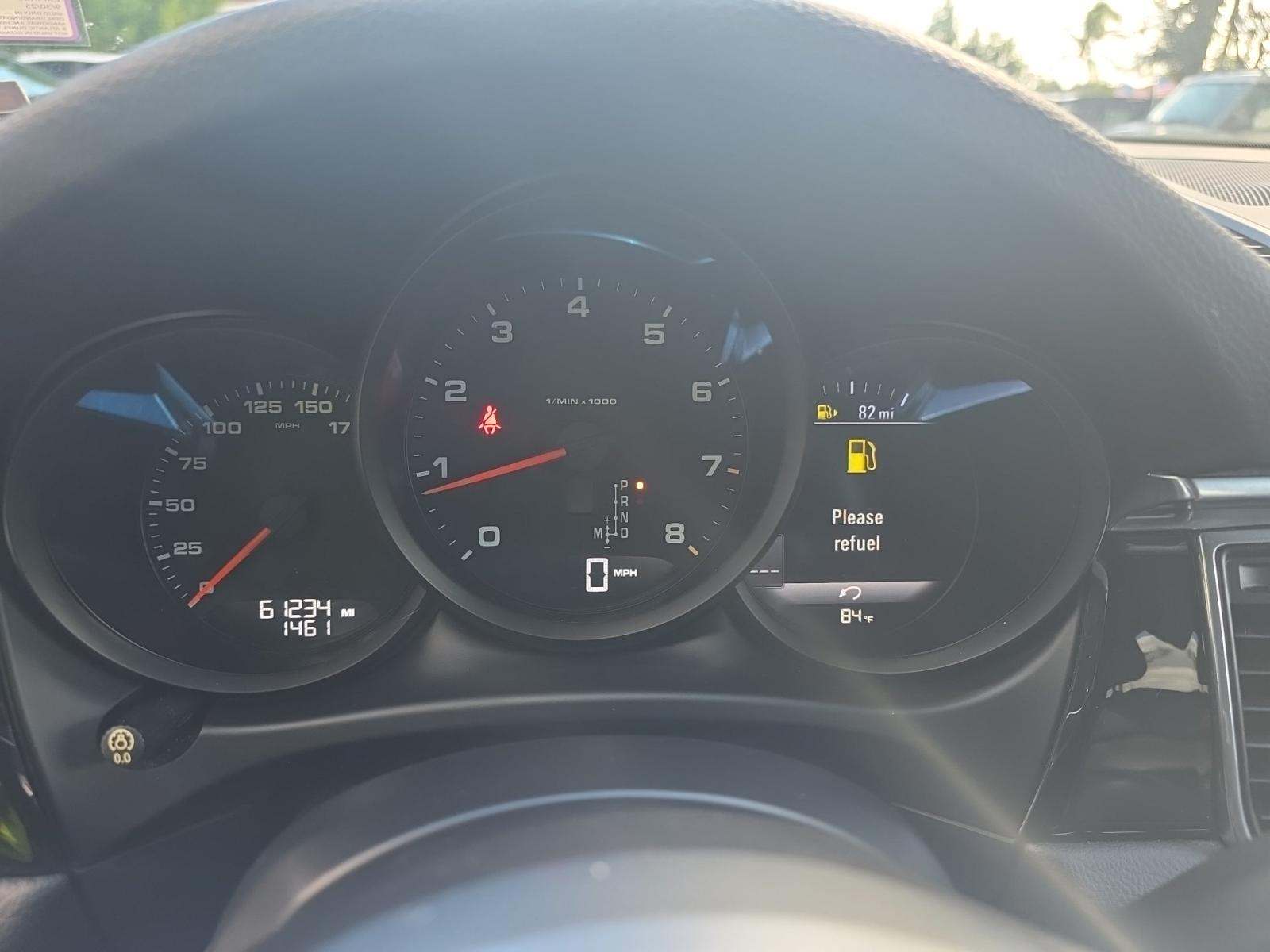 2018 Porsche Macan Base AWD