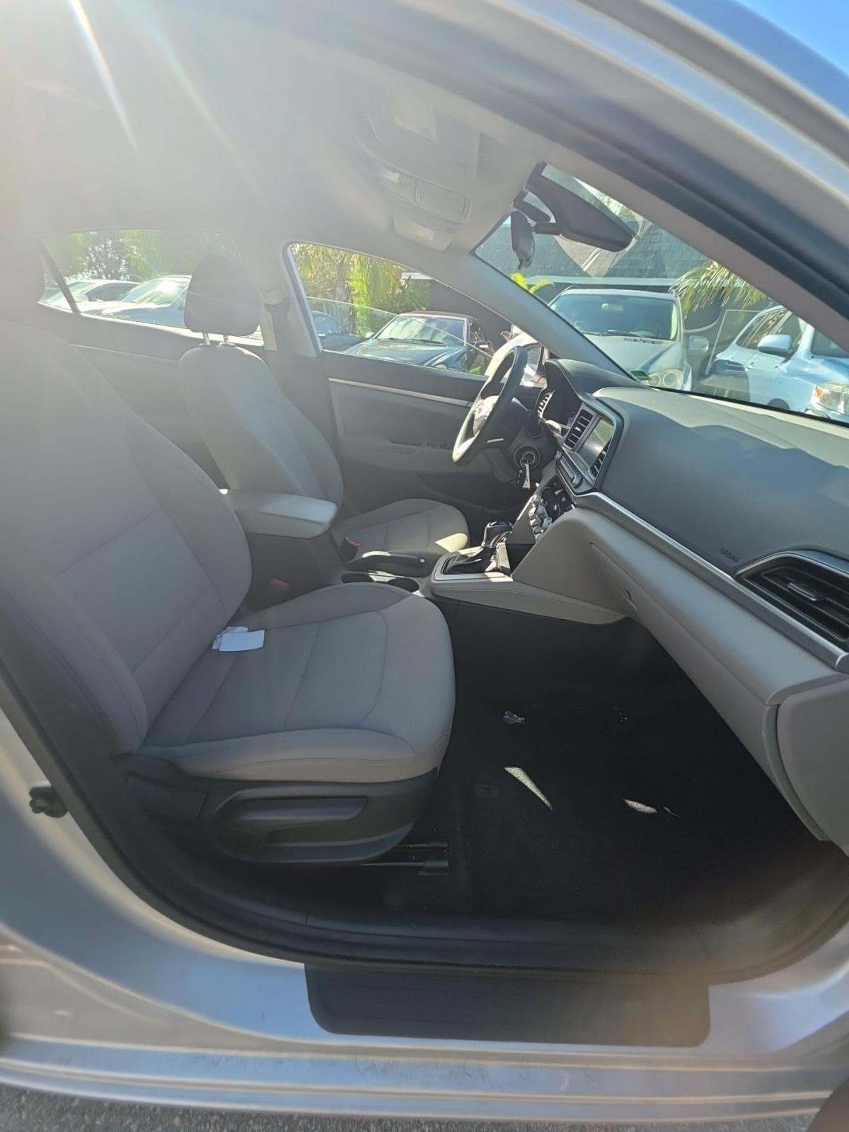 2020 Hyundai Elantra SEL FWD