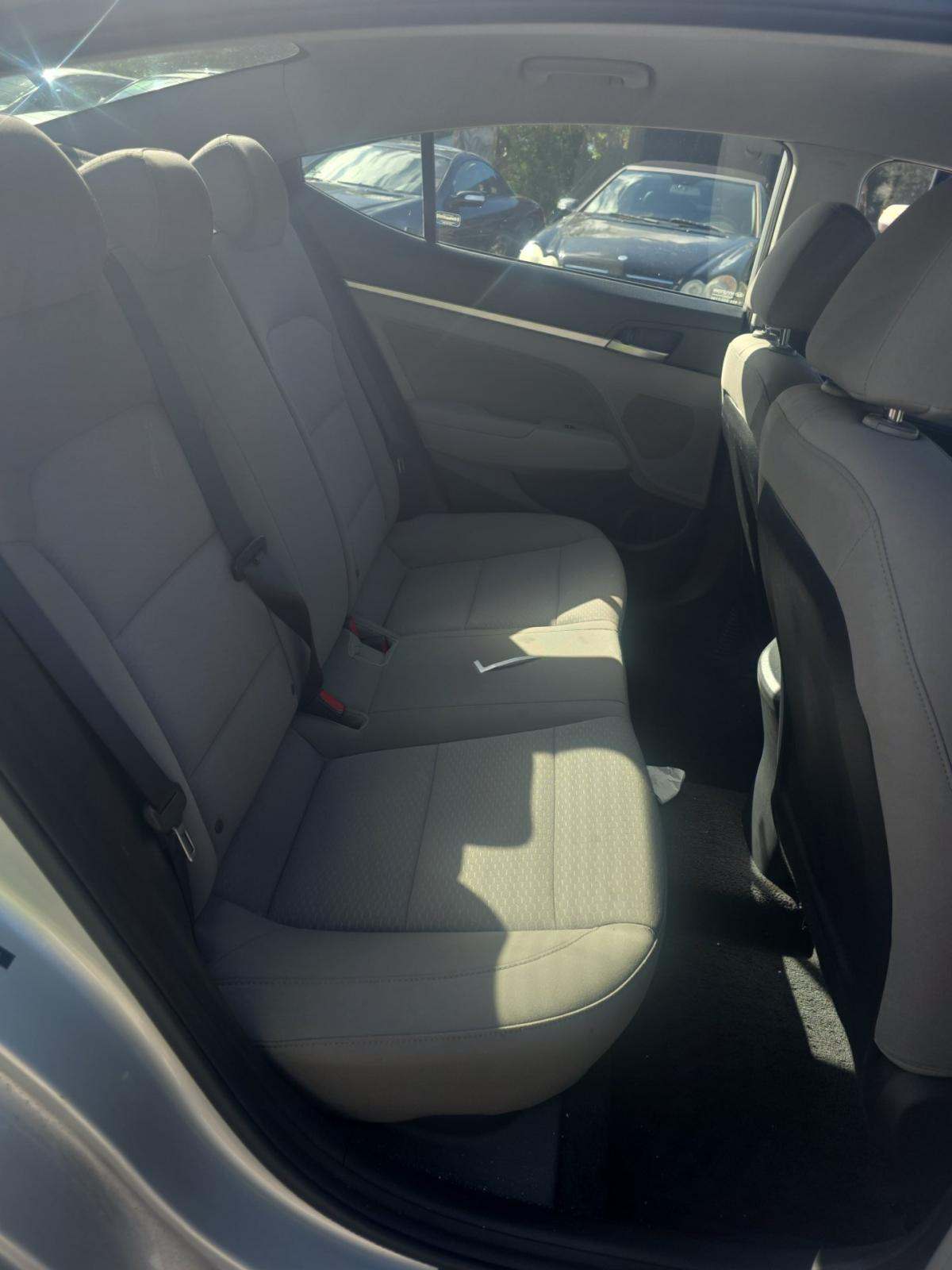 2020 Hyundai Elantra SEL FWD