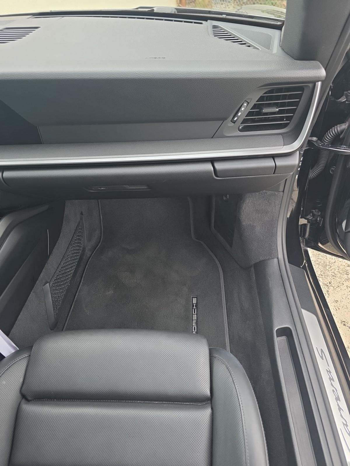 2024 Porsche 911 Carrera S RWD