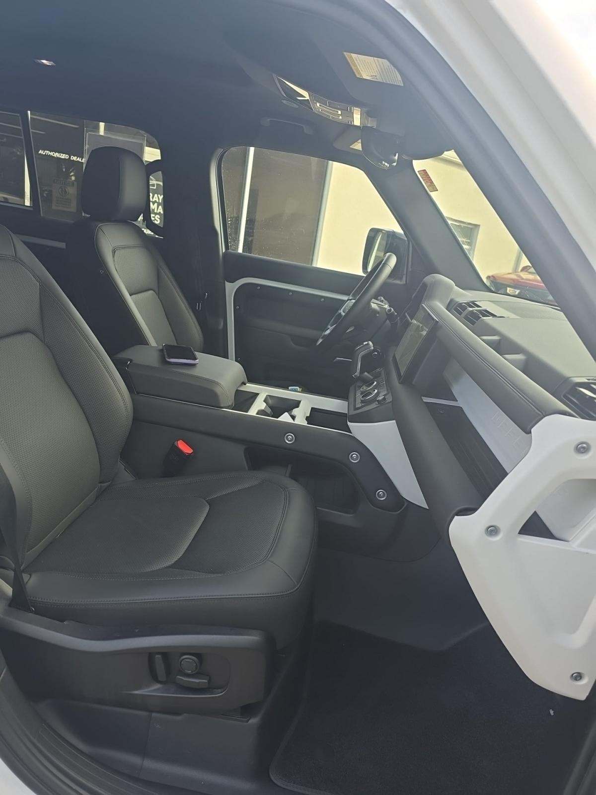 2025 Land Rover Defender 110 S AWD