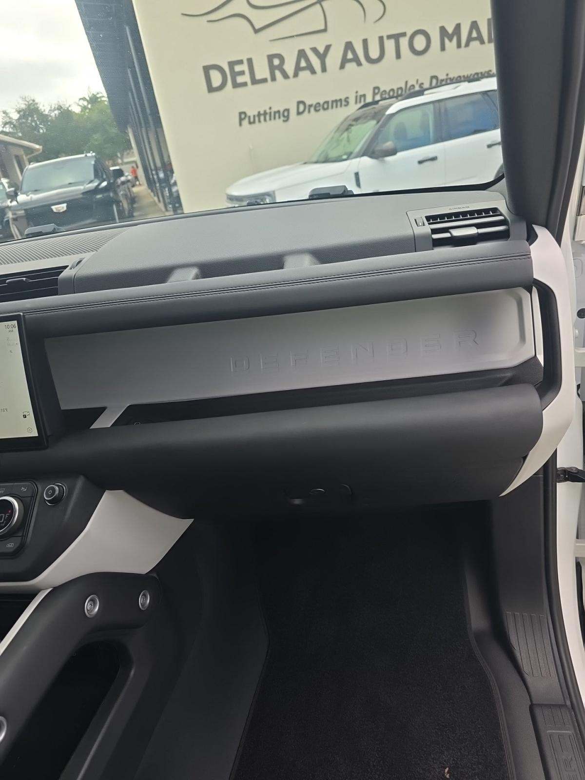 2025 Land Rover Defender 110 S AWD