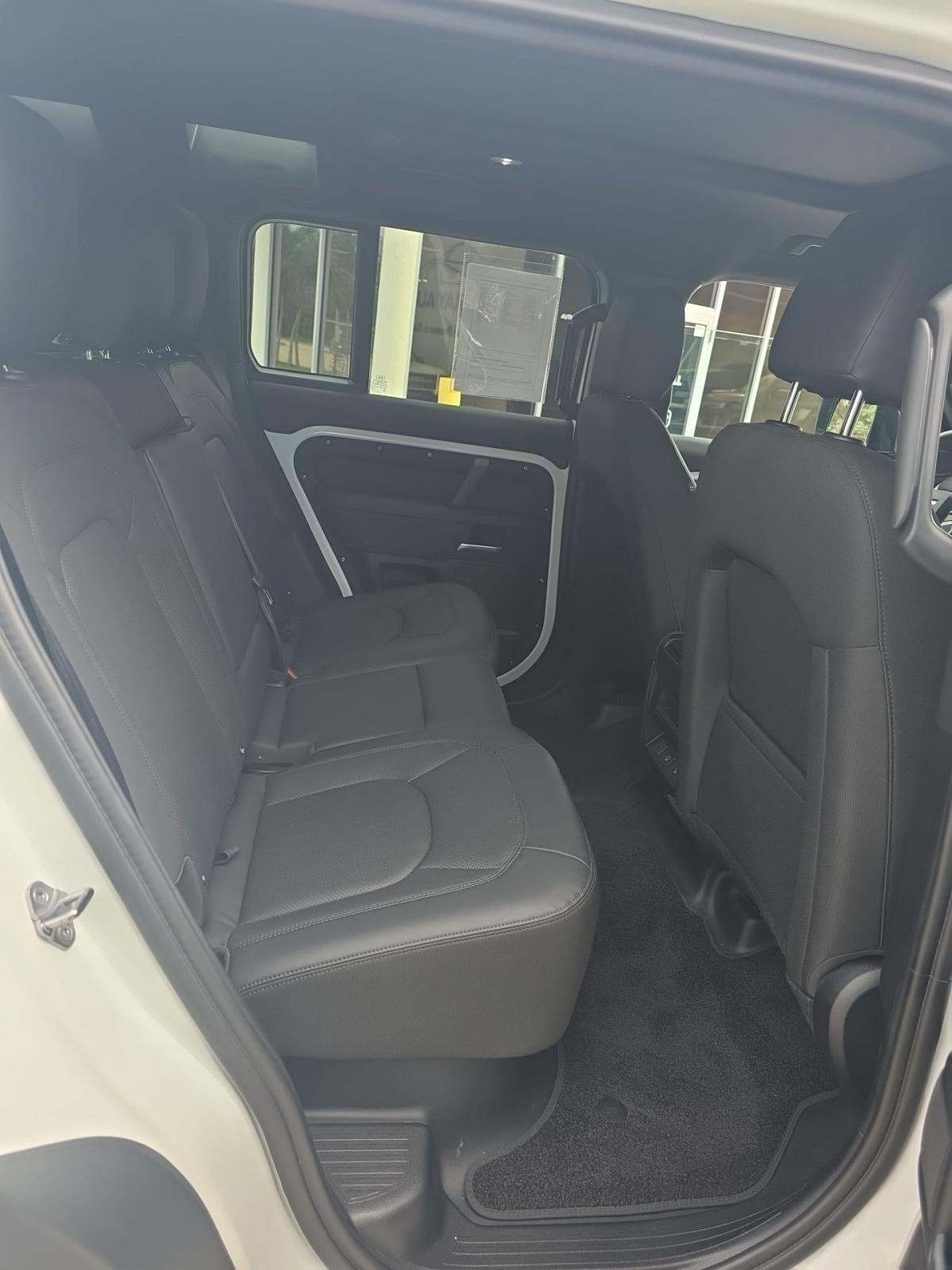 2025 Land Rover Defender 110 S AWD