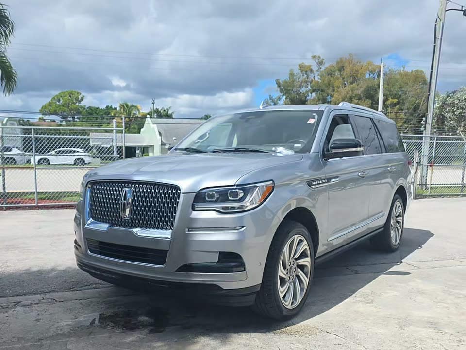 2023 Lincoln Navigator Reserve RWD