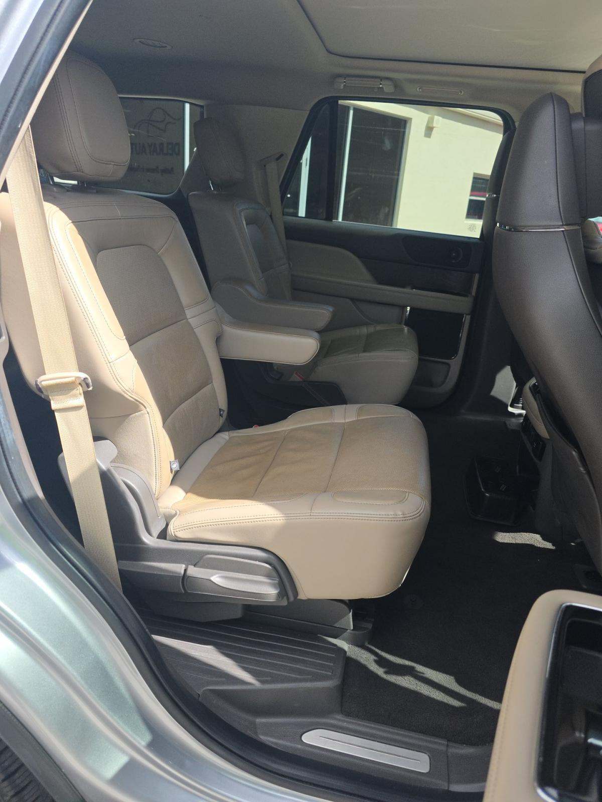 2023 Lincoln Navigator Reserve RWD