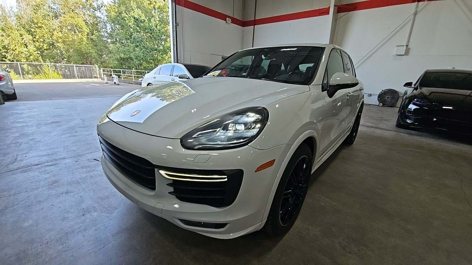 2017 Porsche Cayenne GTS