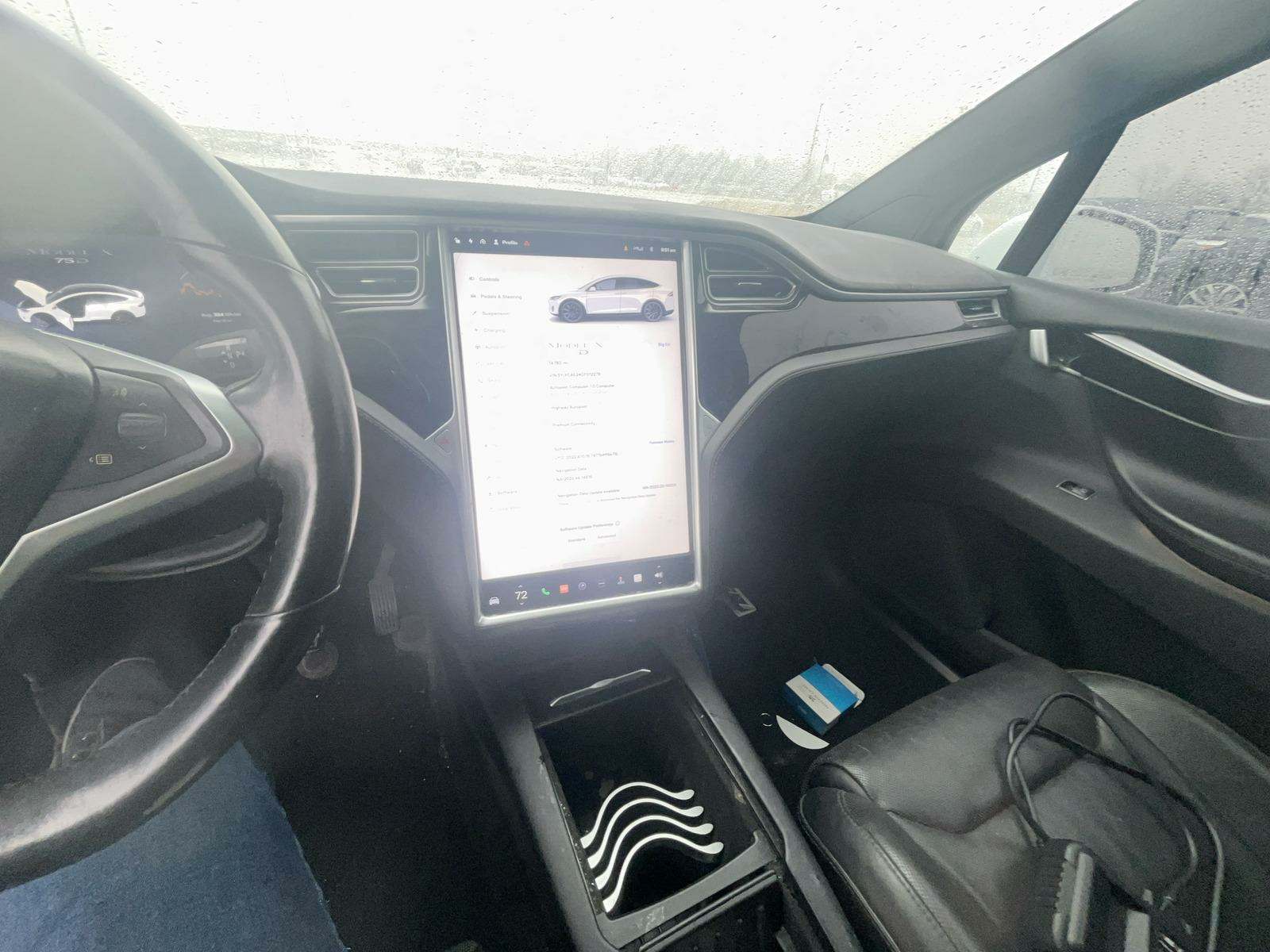 2016 Tesla Model X 75D AWD