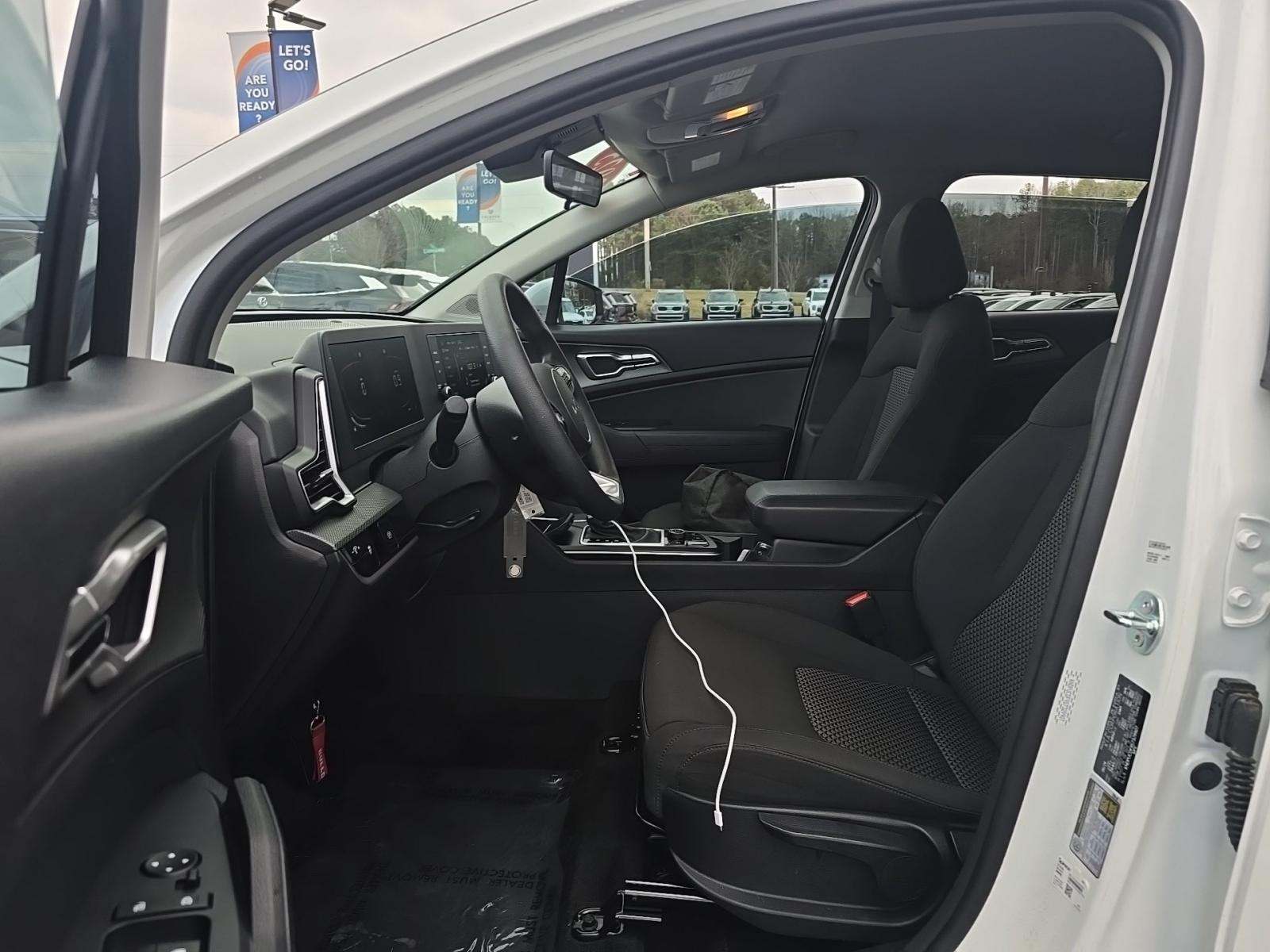 2025 Kia Sportage LX AWD