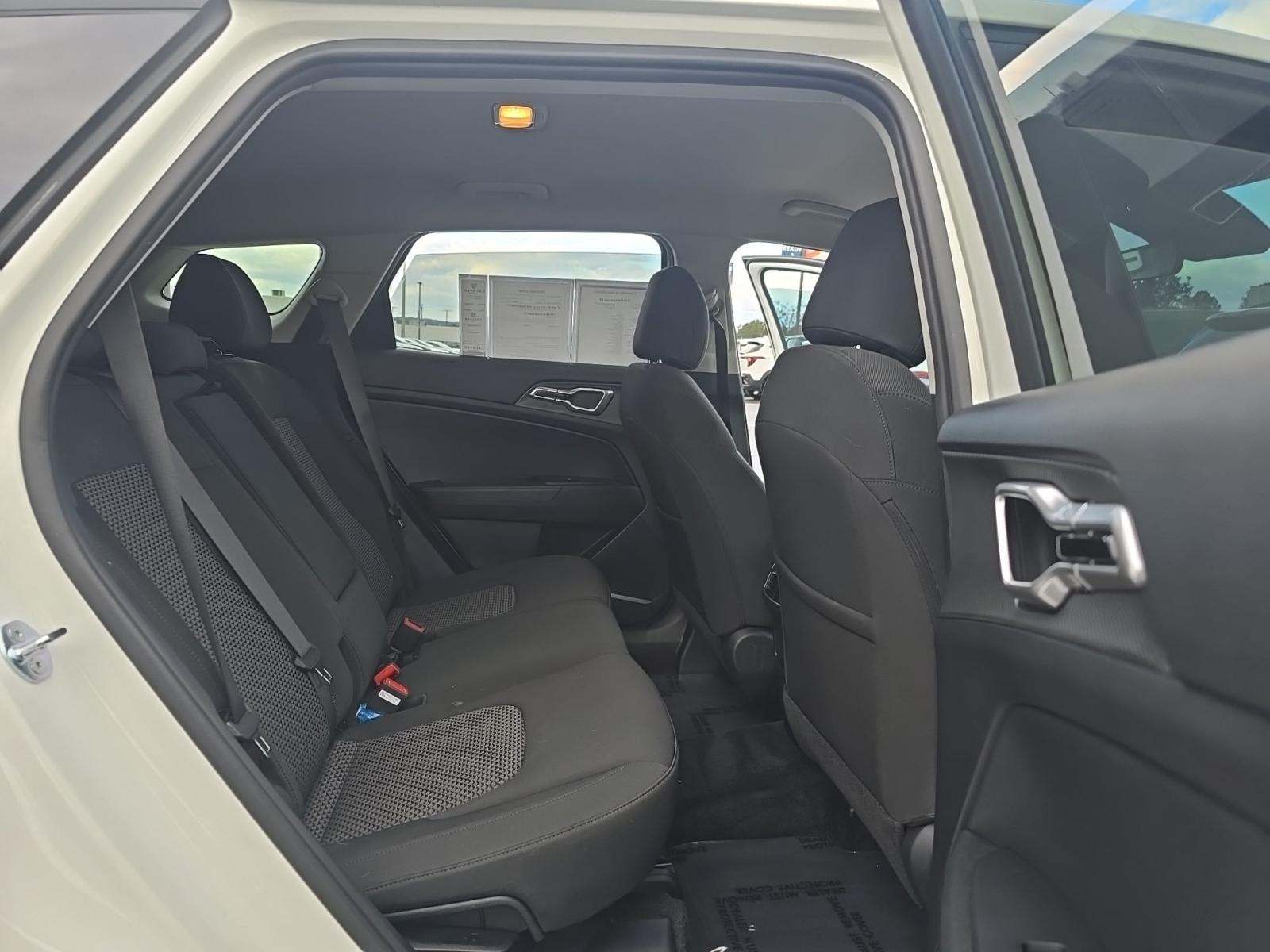 2025 Kia Sportage LX AWD