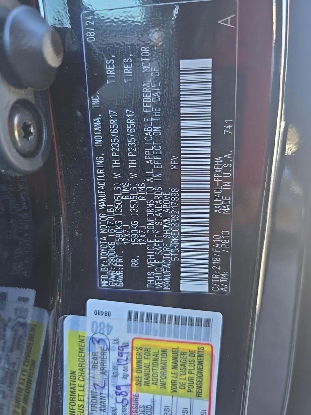 2024 Toyota Sienna LE FWD