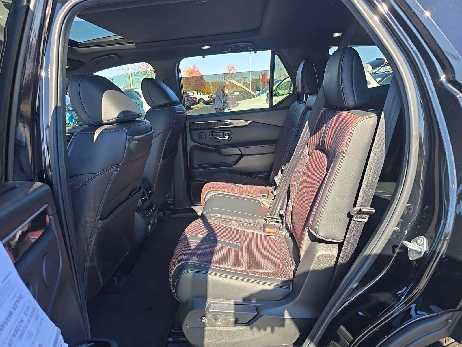 2025 Honda Pilot Black Edition AWD