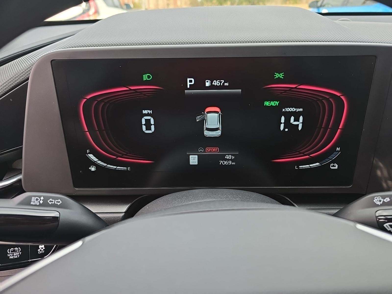 2025 Kia Niro LX FWD