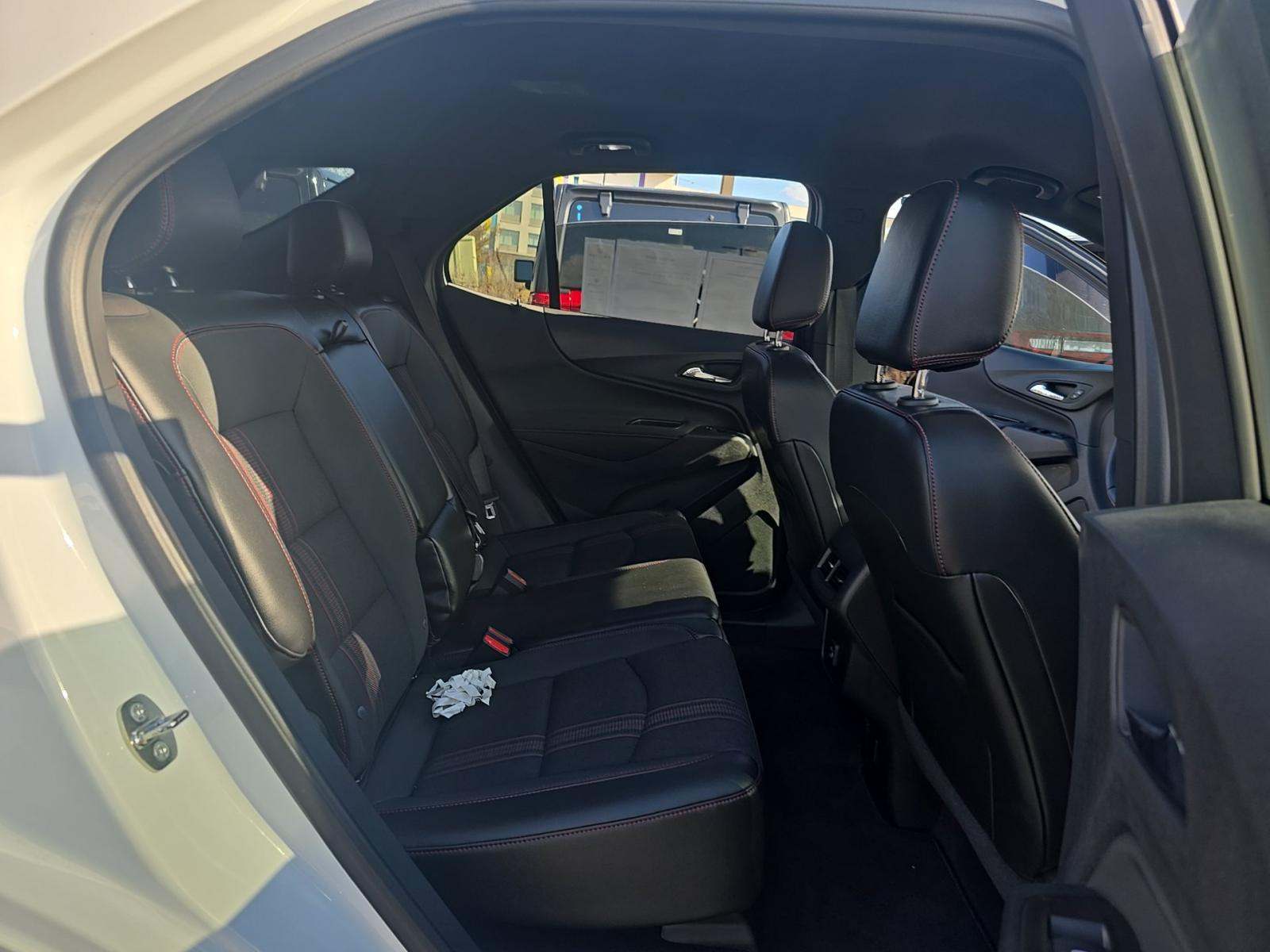 2023 Chevrolet Equinox RS FWD