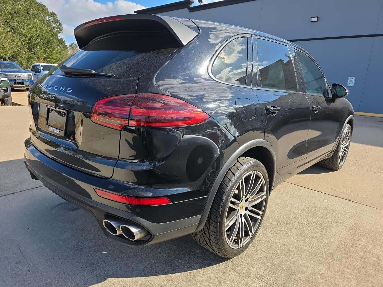 2017 Porsche Cayenne S AWD