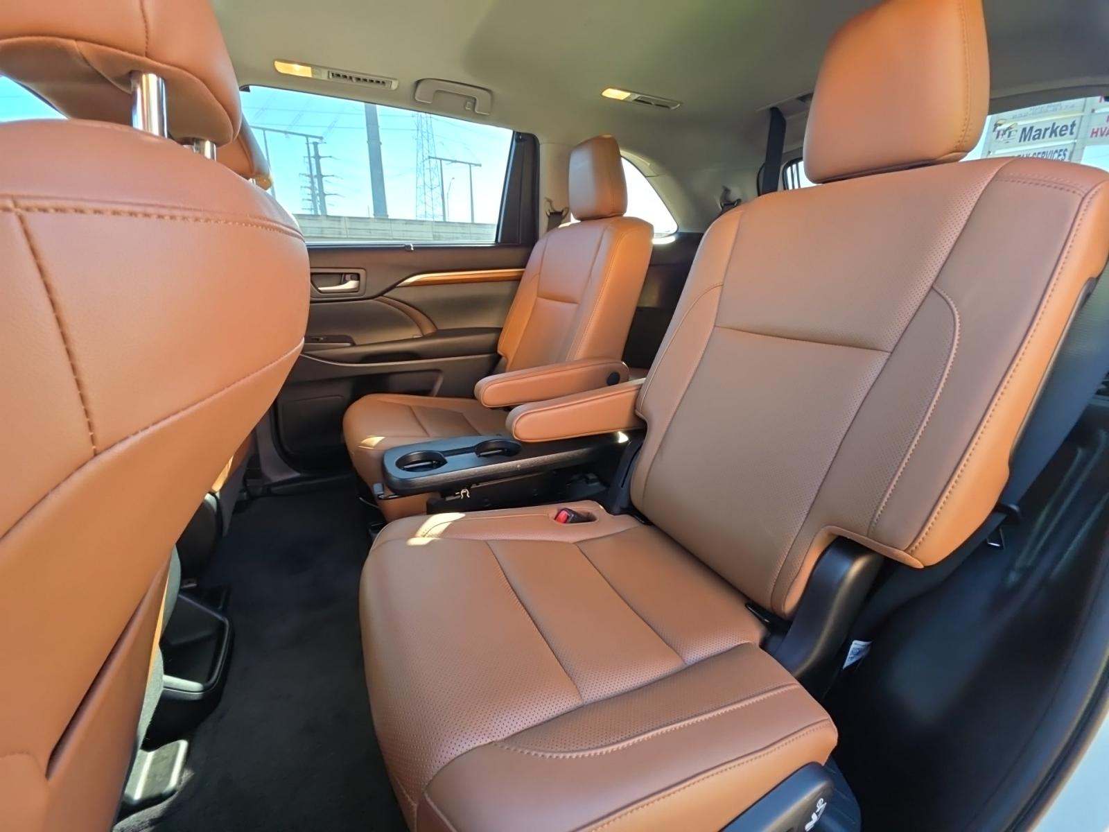 2019 Toyota Highlander Limited FWD