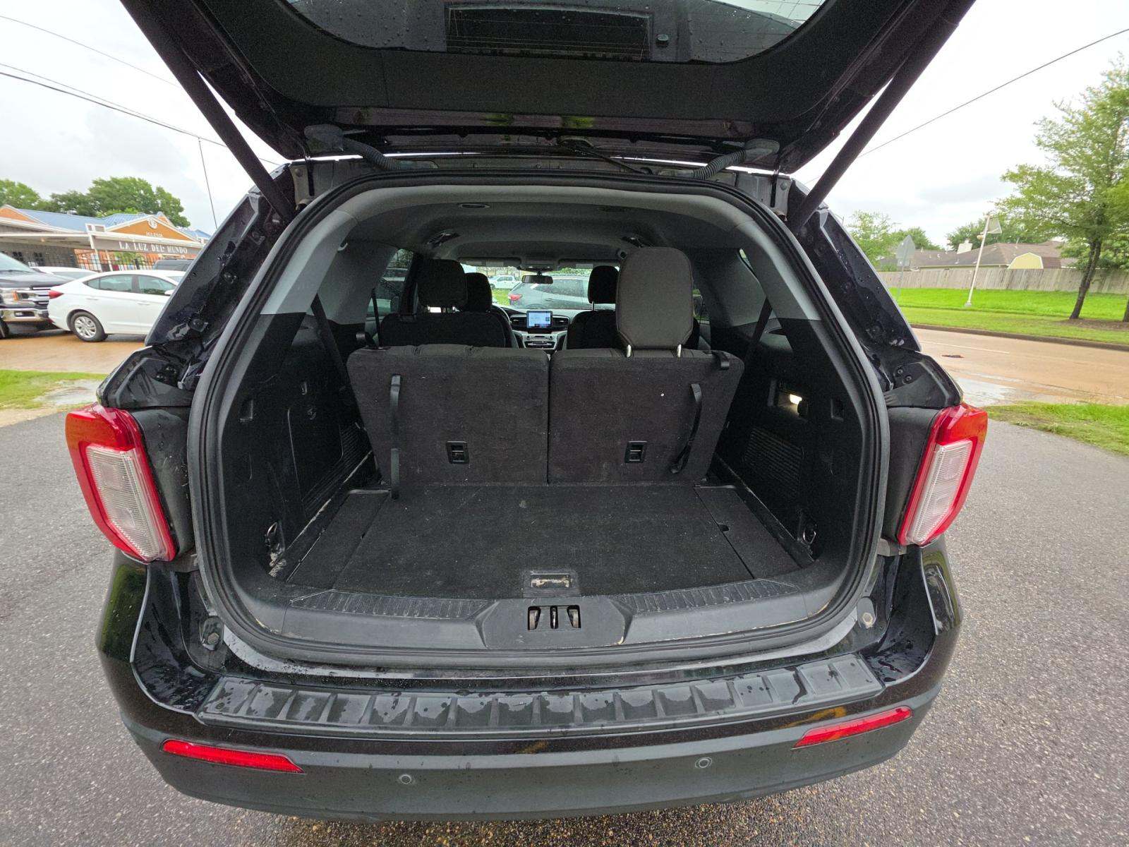 2023 Ford Explorer XLT RWD