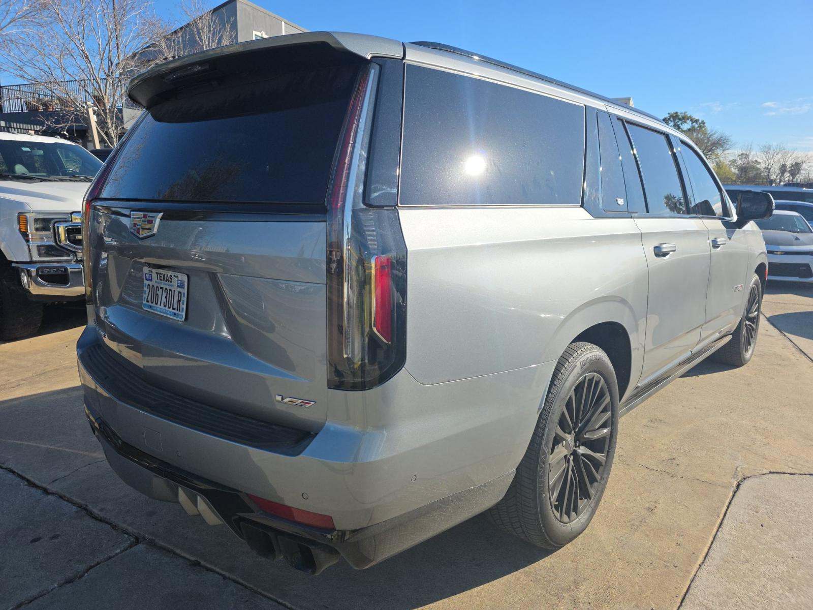 2023 Cadillac Escalade ESV V-Series AWD