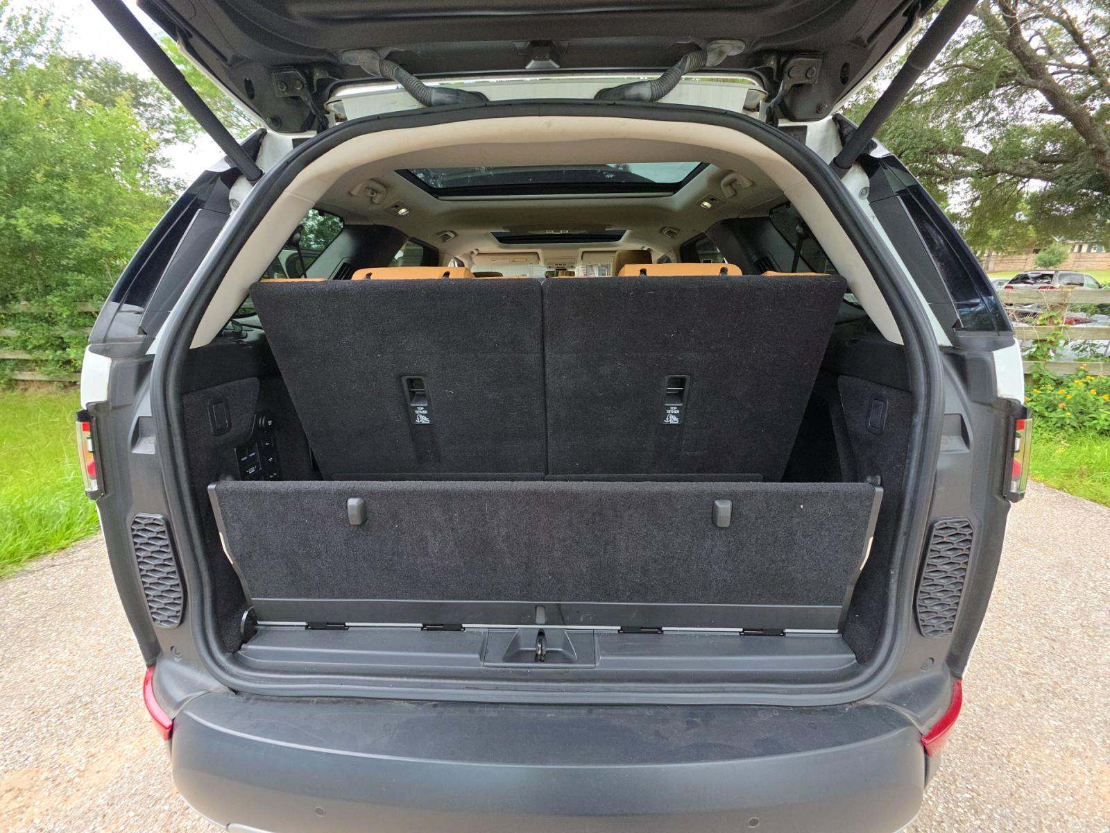 2018 Land Rover Discovery HSE Luxury AWD