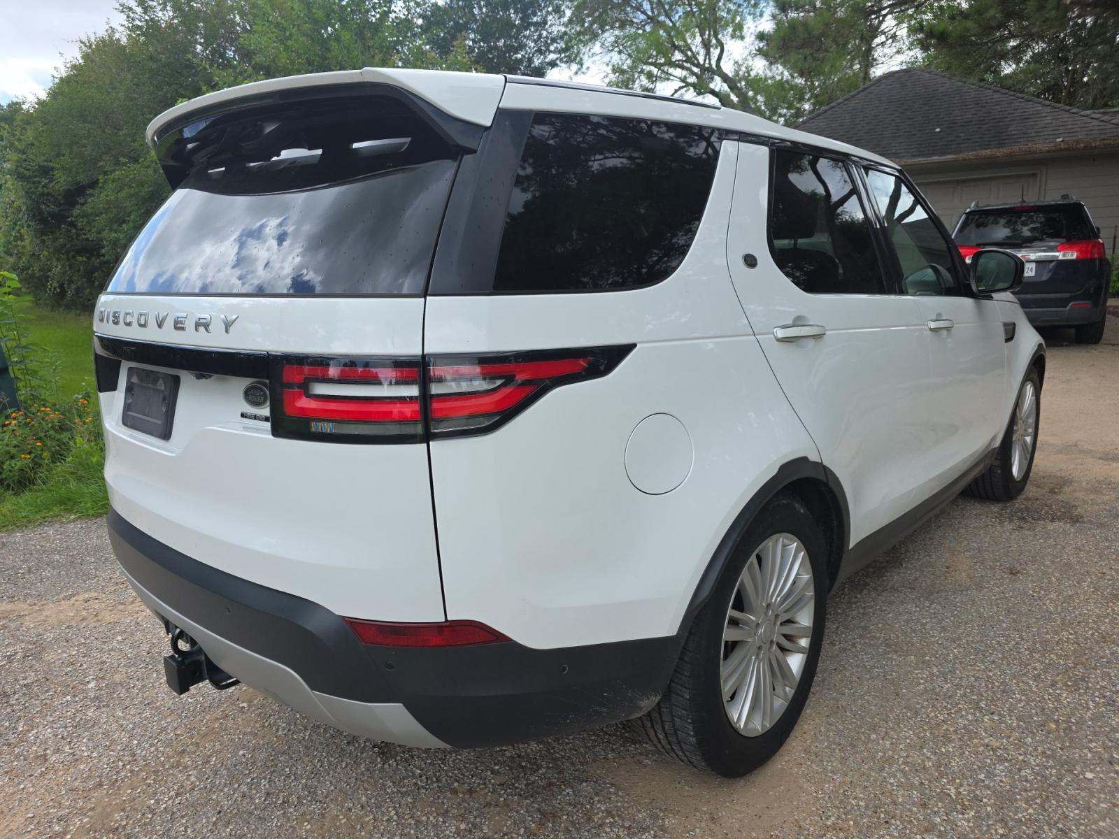 2018 Land Rover Discovery HSE Luxury AWD