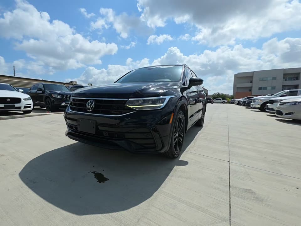 2022 Volkswagen Tiguan 2.0T SE R-Line Black AWD