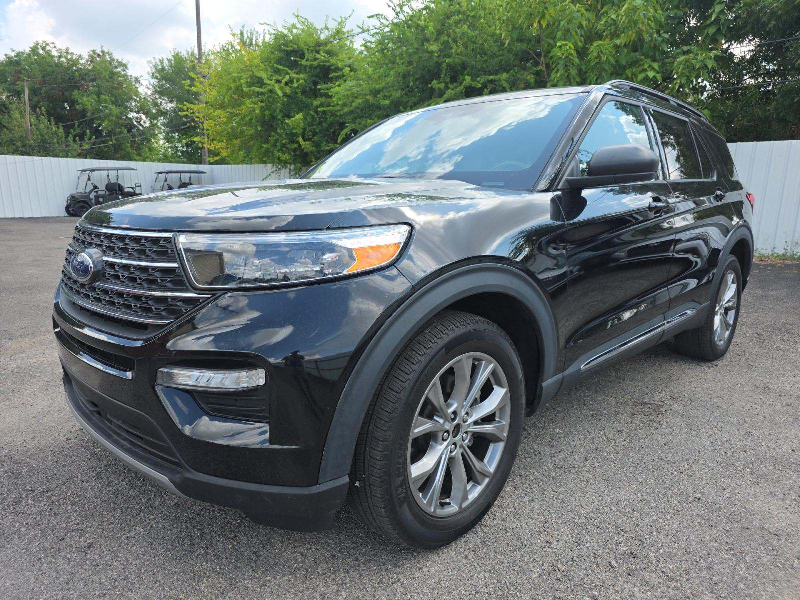 2023 Ford Explorer XLT AWD