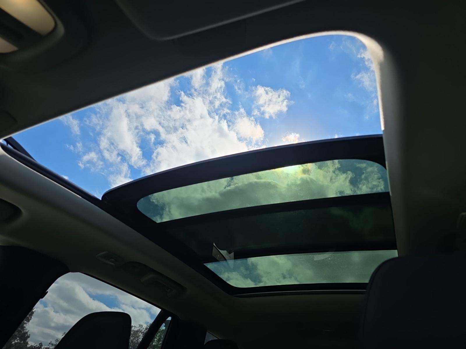 2025 Volvo XC90 B6 Plus AWD