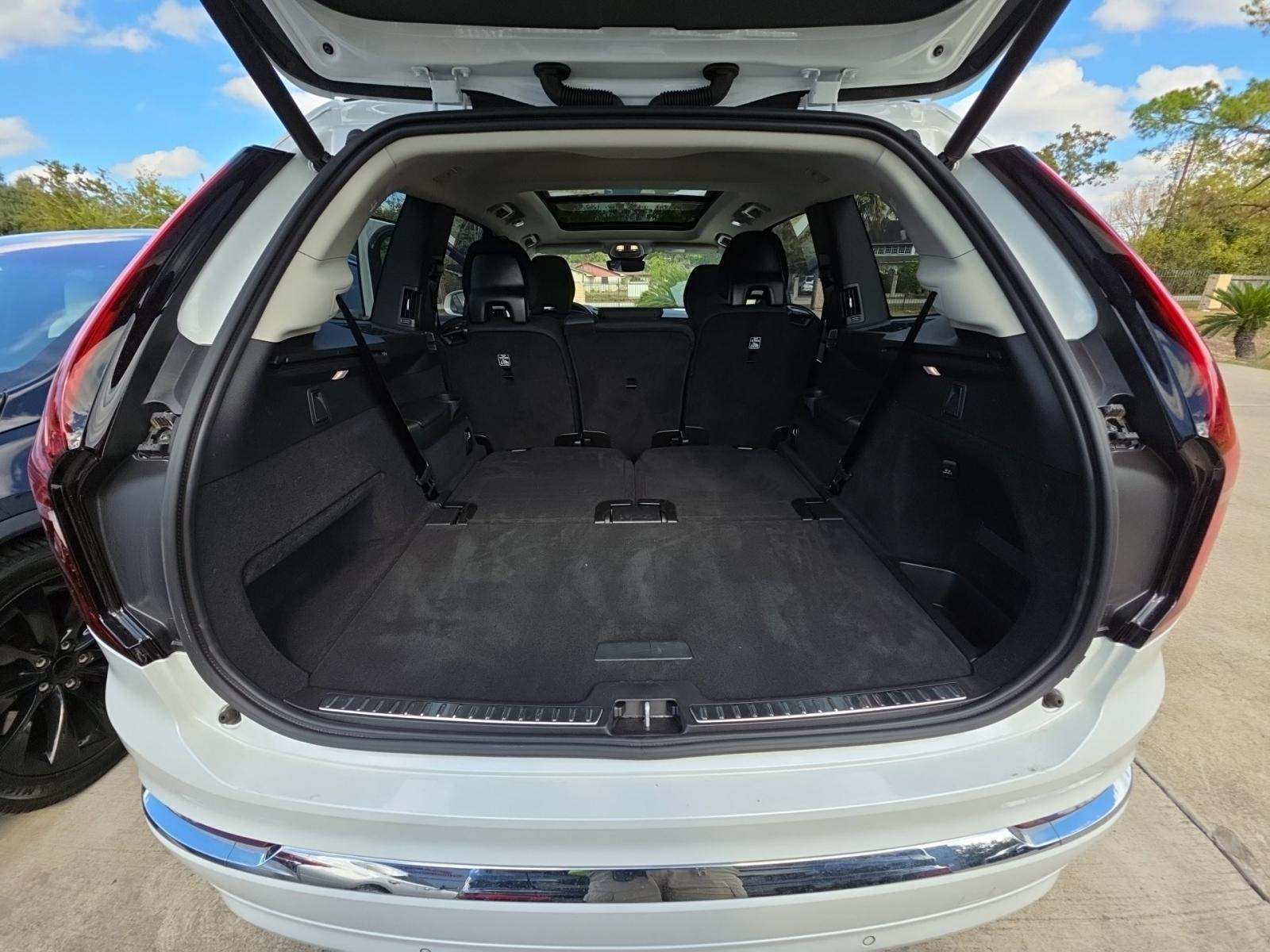 2025 Volvo XC90 B6 Plus AWD