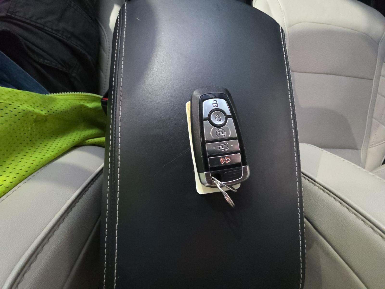 FORD EXPLORER - 7