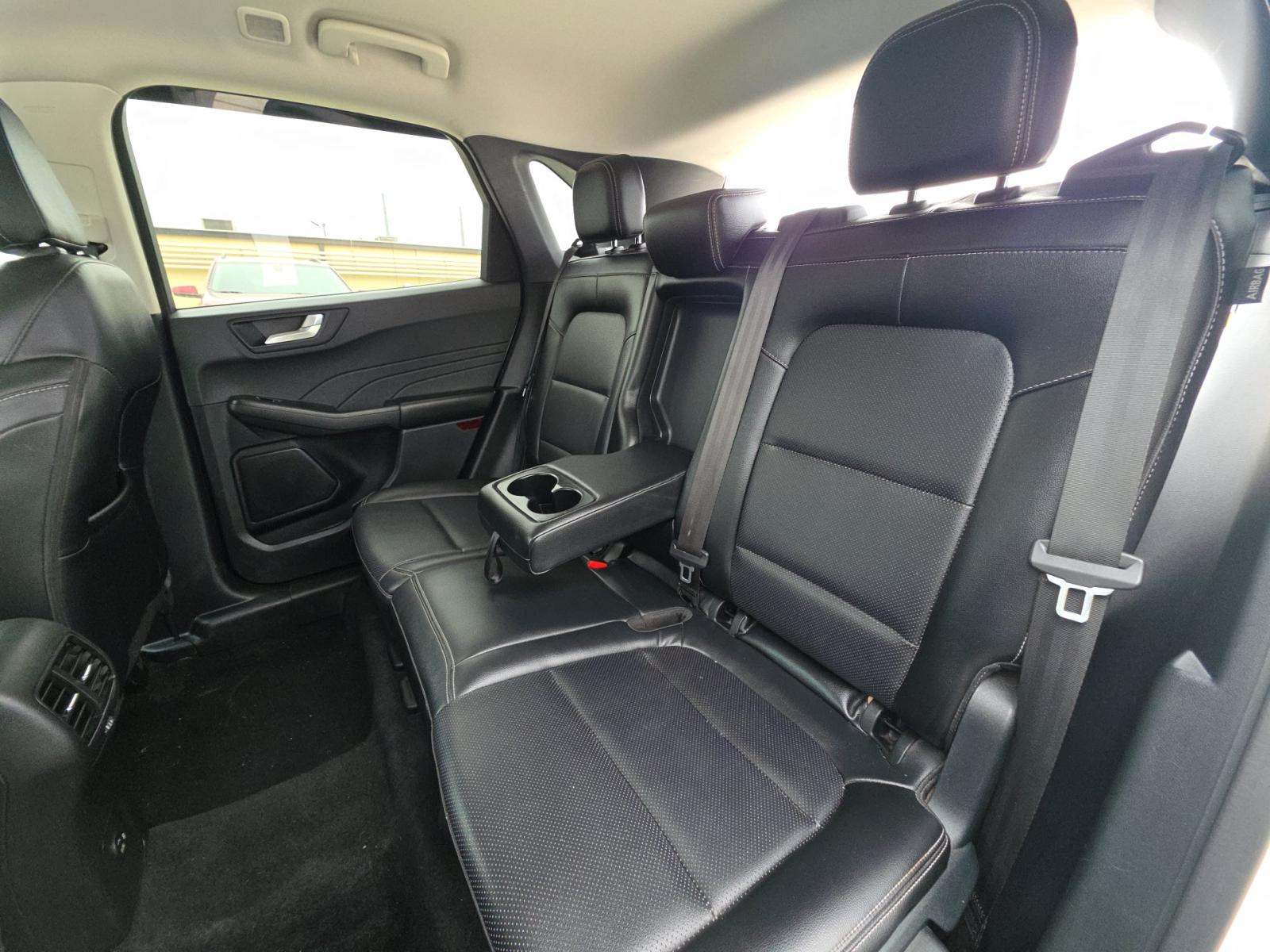 2022 Ford Escape SEL AWD