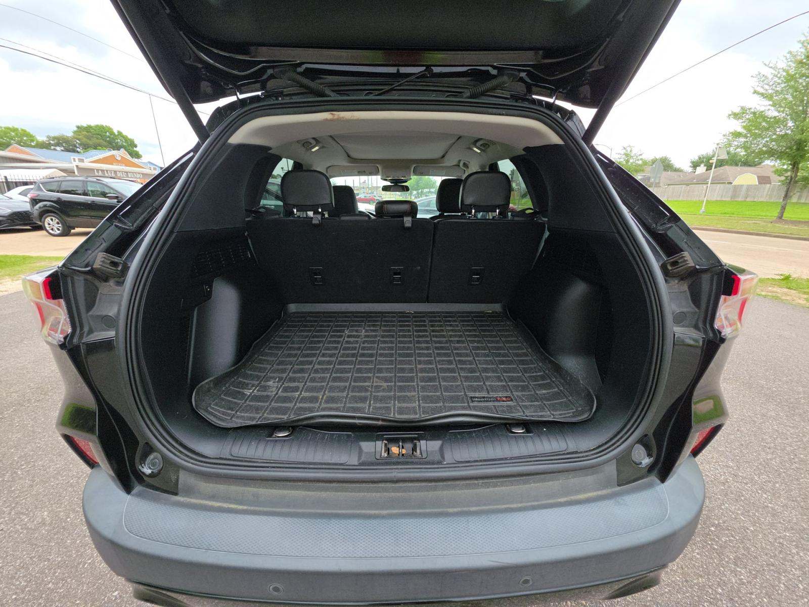 FORD ESCAPE - 10