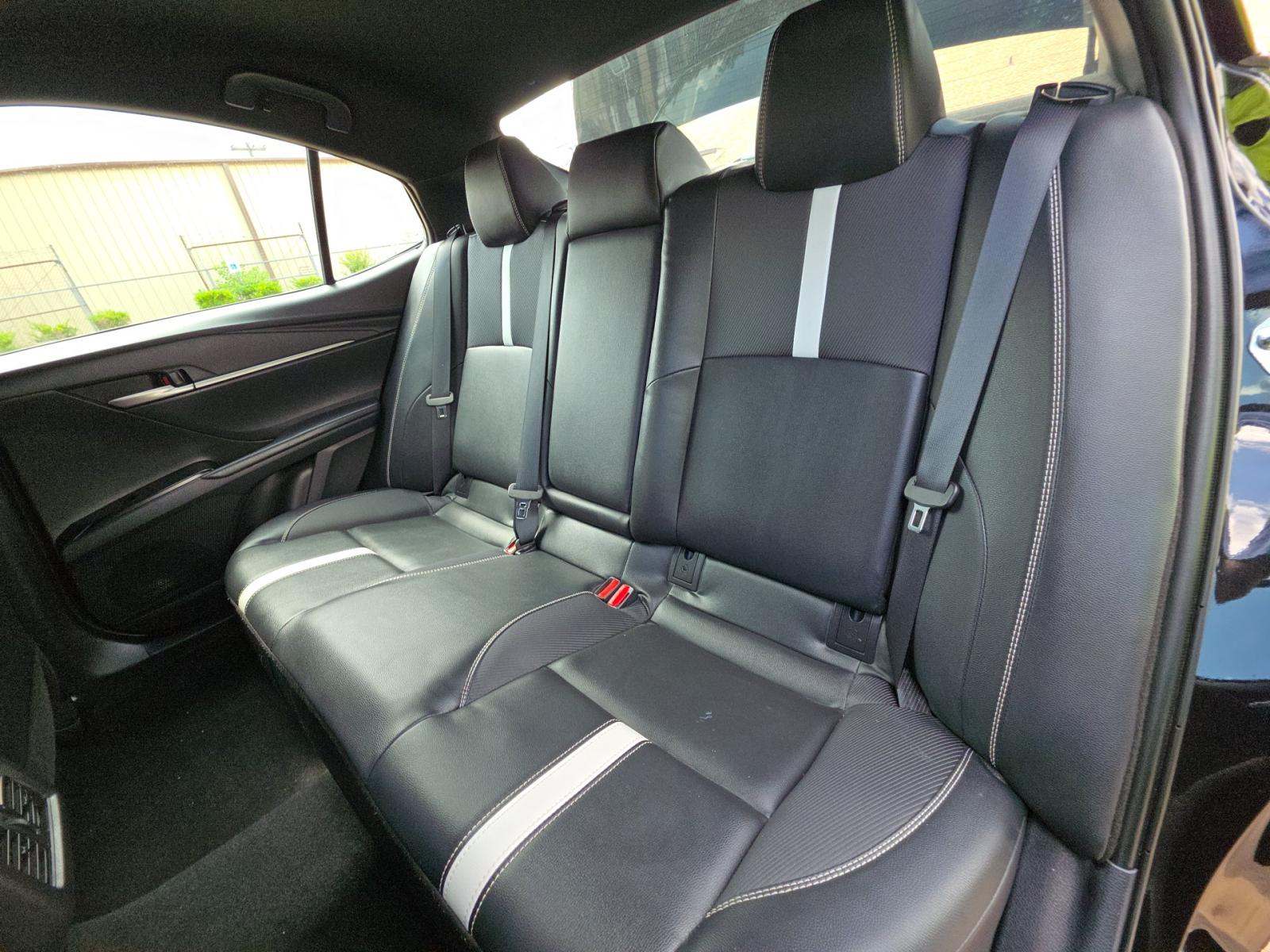 TOYOTA CAMRY - 9