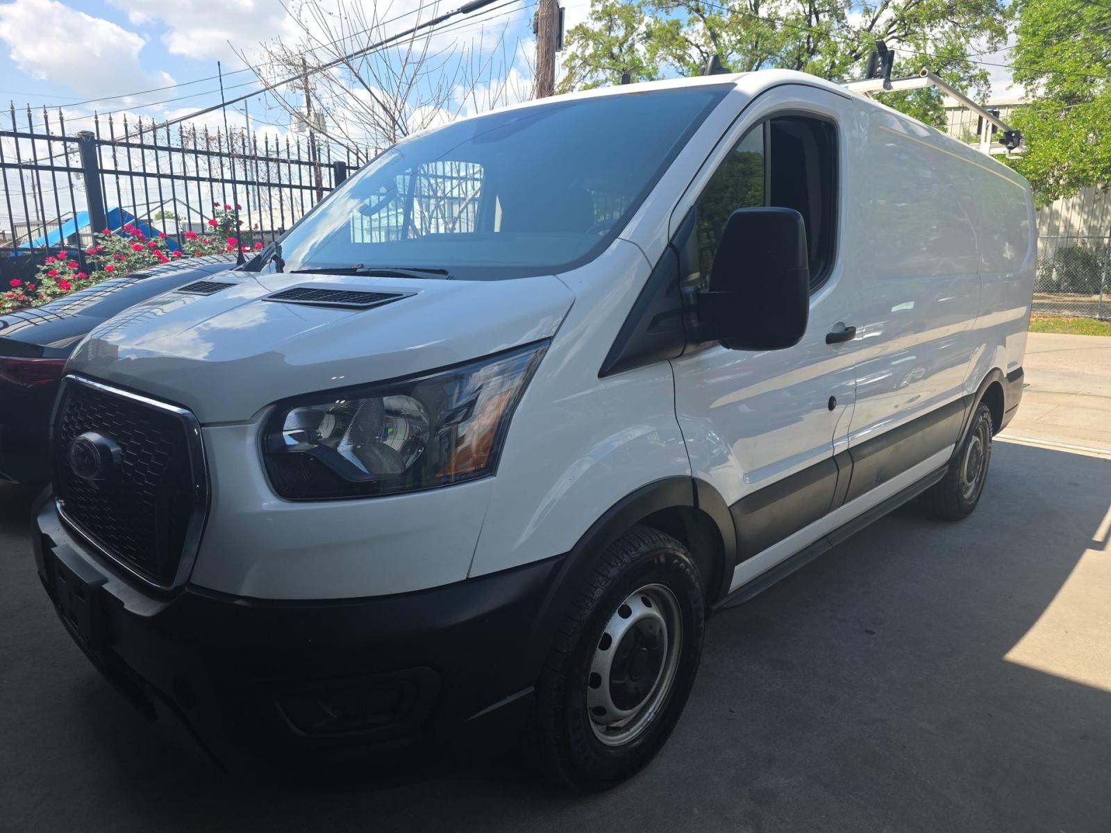 FORD TRANSIT 150 - 1