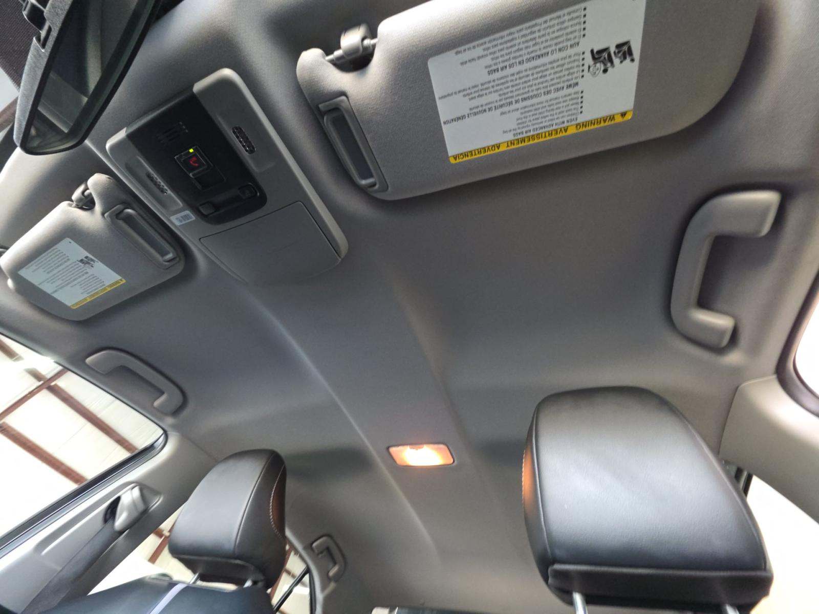 2024 Toyota Camry SE AWD